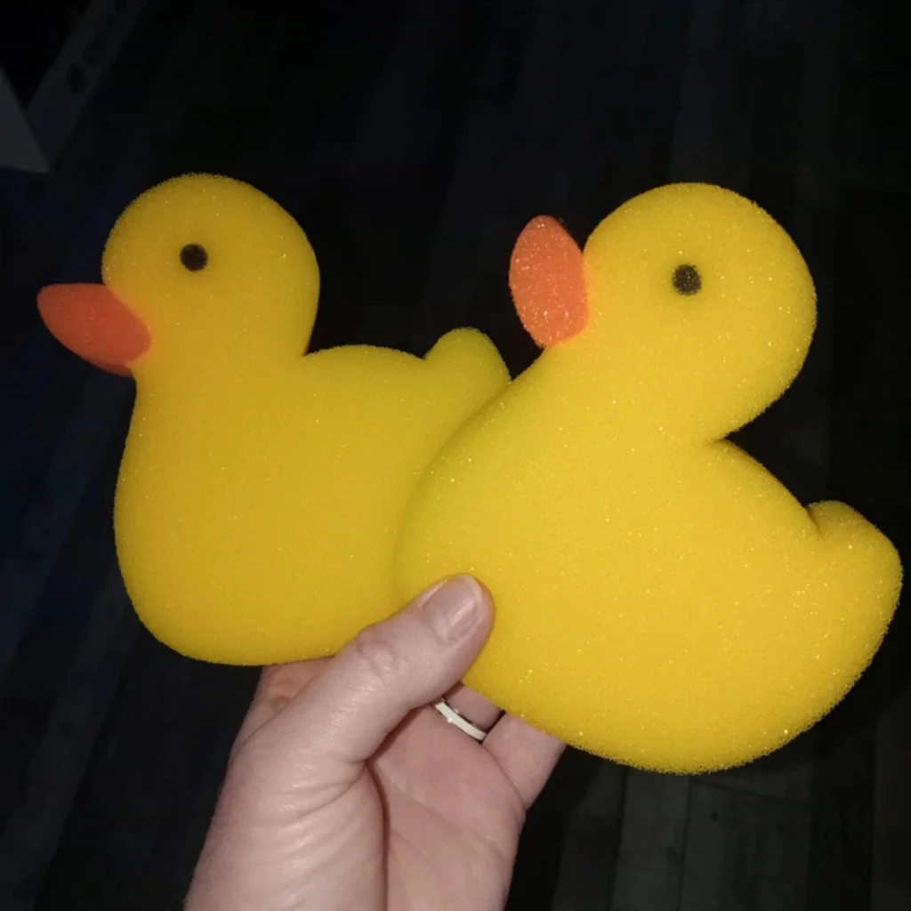 Éponges de bain en forme de canards ( le lot de 2 ) NEUVES 